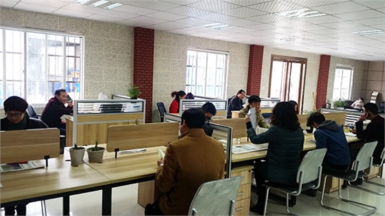 新堰辦公環境 新堰辦公環境